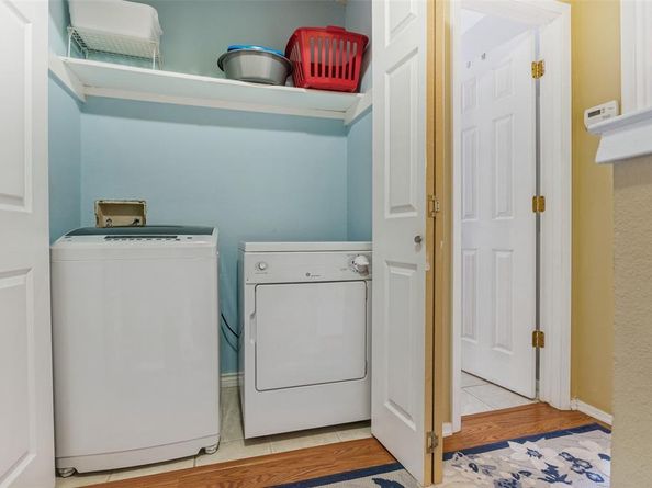 22  Abbey Road , Euless Texas 76039