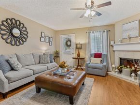 22  Abbey Road , Euless Texas 76039