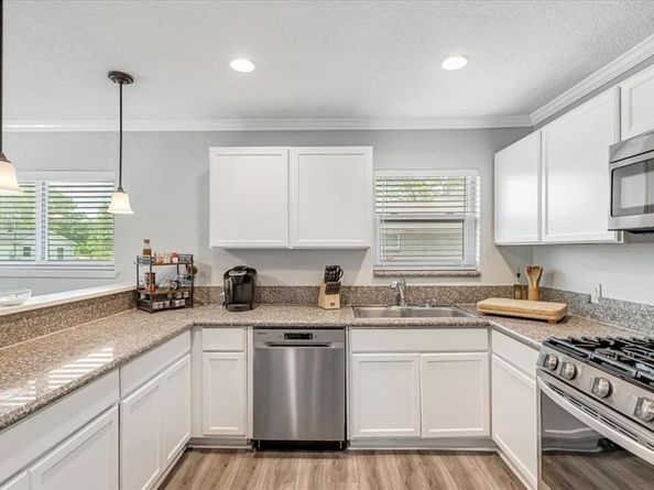713  Bailey Street , Denton Texas 76205