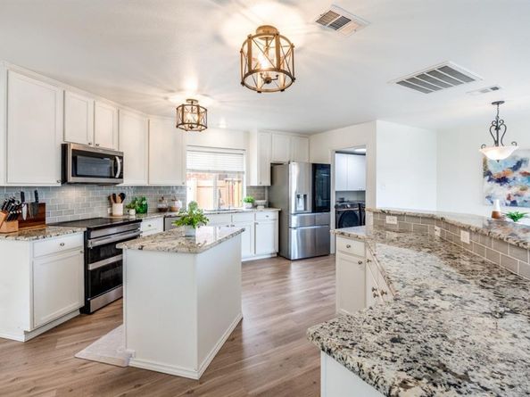4020  Caldwell Avenue , The Colony Texas 75056