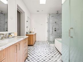 3936  Hawthorne Avenue , Dallas Texas 75219