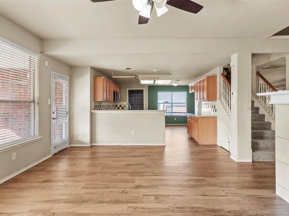 2901  Saint Charles Drive , Mansfield Texas 76063