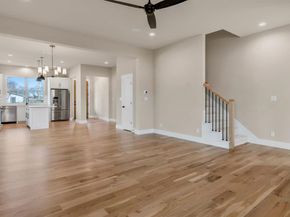 207 W 7th Street , Justin Texas 76247