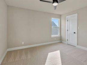 207 W 7th Street , Justin Texas 76247