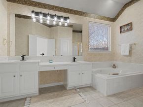 4706  Coventry Lane , Arlington Texas 76017