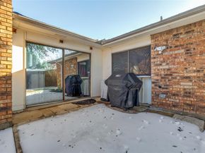 2038  Christie Lane , Carrollton Texas 75007