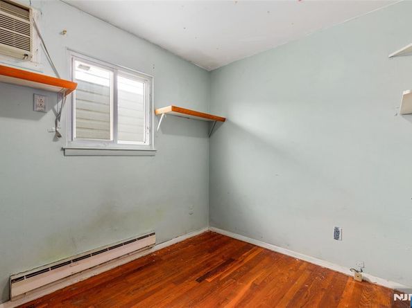 524 66th Street, West New York NJ 07093