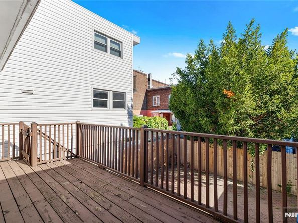 524 66th Street, West New York NJ 07093