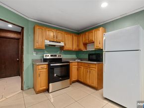 524 66th Street, West New York NJ 07093