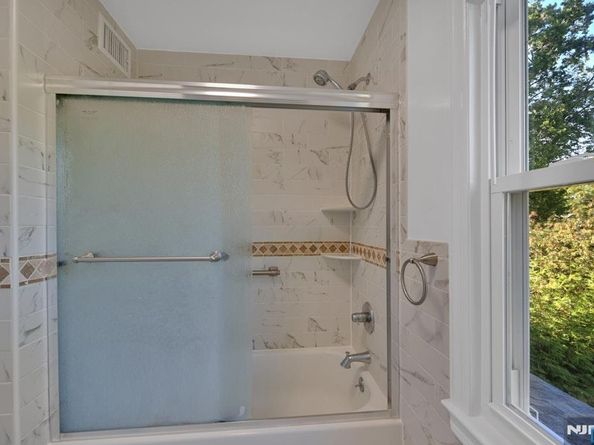 135 2nd Street, Englewood NJ 07631