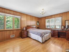 12 Beverly Road, Englewood Cliffs NJ 07632
