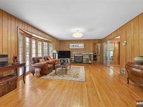 12 Beverly Road, Englewood Cliffs NJ 07632