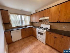 209 8th Street, Fairview NJ 07022