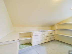 586 Hillside Street, Ridgefield NJ 07657