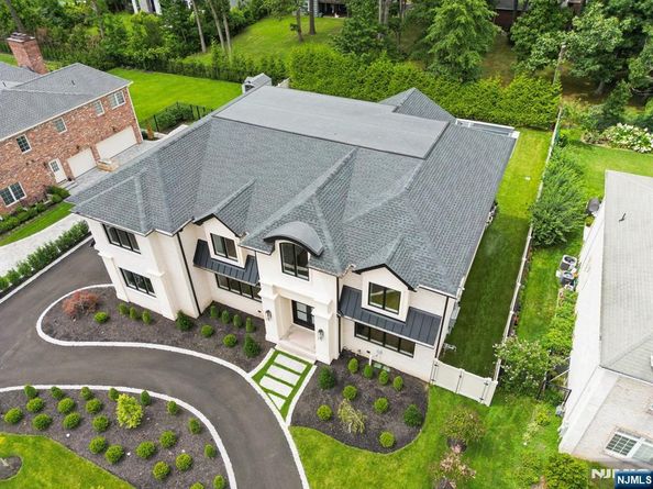 50 Roberts Road, Englewood Cliffs NJ 07632