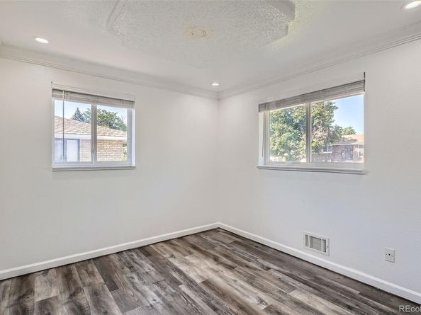 541 Emporia Street, Aurora CO 80010