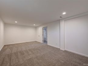 1872 S Quay Street, Lakewood CO 80232