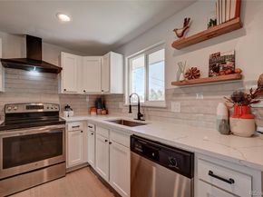 1872 S Quay Street, Lakewood CO 80232