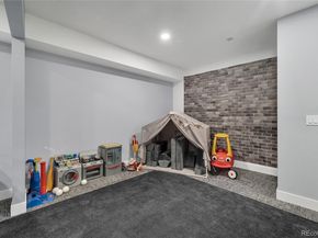 15833 Xanthia Way, Thornton CO 80602