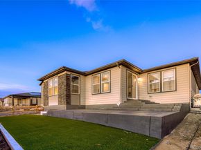 4021 N Biloxi Court, Aurora CO 80019