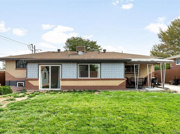 5401 Raritan Way, Denver CO 80221