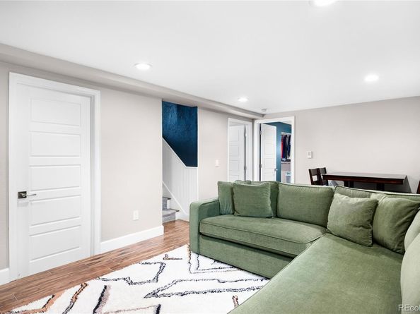 5401 Raritan Way, Denver CO 80221
