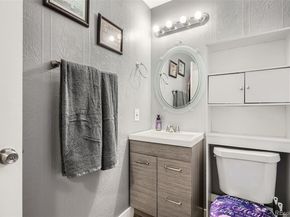 1165 S Fairplay Circle B, Aurora CO 80012