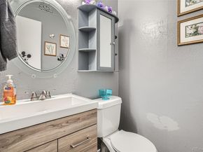 1165 S Fairplay Circle B, Aurora CO 80012