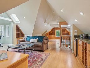 5530 E 6th Avenue Parkway, Denver CO 80220