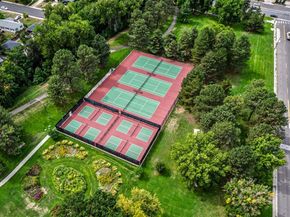 2901 S Bellaire Street, Denver CO 80222