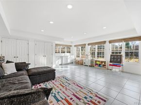 Undisclosed Address #1872669, Centennial CO 80112