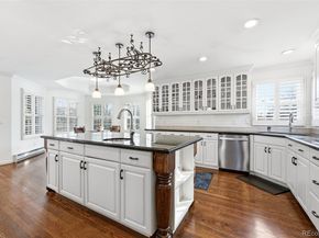 Undisclosed Address #1872669, Centennial CO 80112