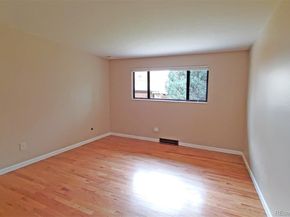 8542 W 10th Avenue, Lakewood CO 80215