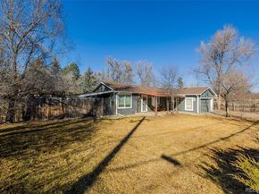 565 Saulsbury Street, Lakewood CO 80226
