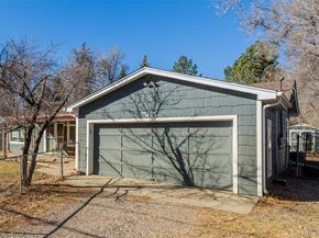 565 Saulsbury Street, Lakewood CO 80226