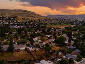 15785 W 2nd Avenue, Golden CO 80401