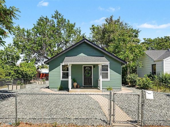 1926 Hanover Street, Aurora CO 80010