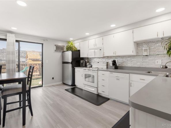 9850 W Stanford Avenue D, Littleton CO 80123