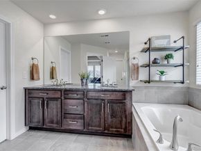 2426 Spotswood Street, Longmont CO 80504