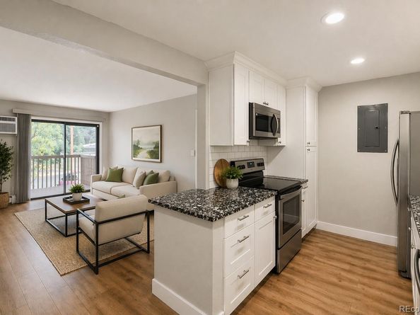 381 S Ames Street 208, Lakewood CO 80226
