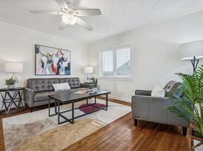 2877 S Logan Street, Englewood CO 80113