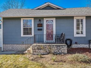 2877 S Logan Street, Englewood CO 80113