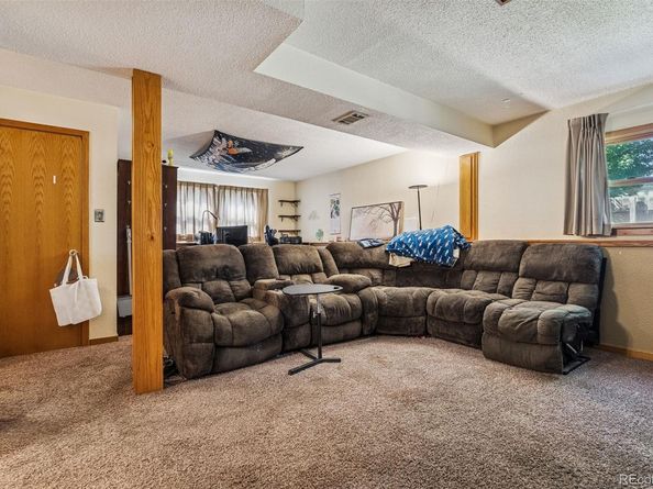 1554 Ervine Avenue, Longmont CO 80501