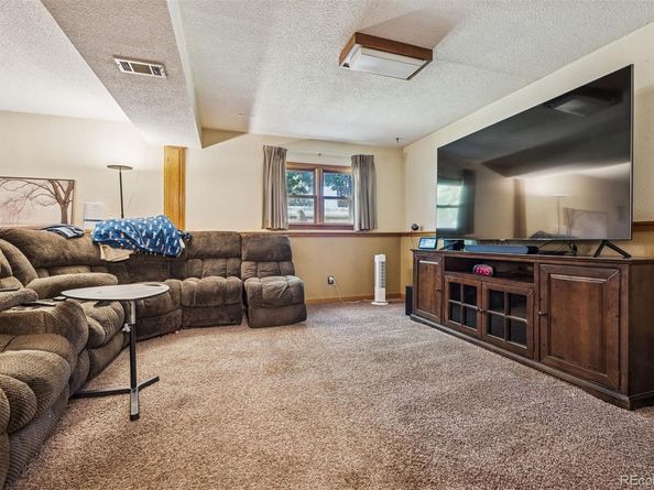 1554 Ervine Avenue, Longmont CO 80501