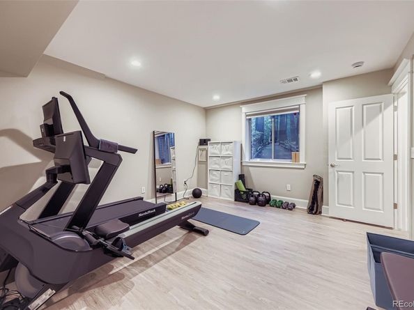 1050 E 7th Avenue, Denver CO 80218