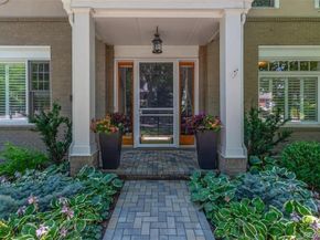 1050 E 7th Avenue, Denver CO 80218