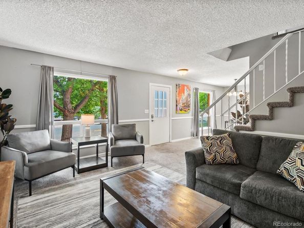 1039 S Lewiston Way, Aurora CO 80017