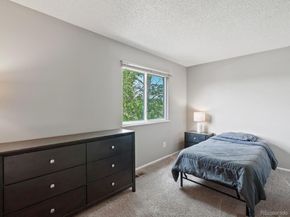 1039 S Lewiston Way, Aurora CO 80017