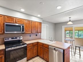 1039 S Lewiston Way, Aurora CO 80017