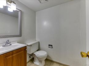 569 S Field Court, Lakewood CO 80226